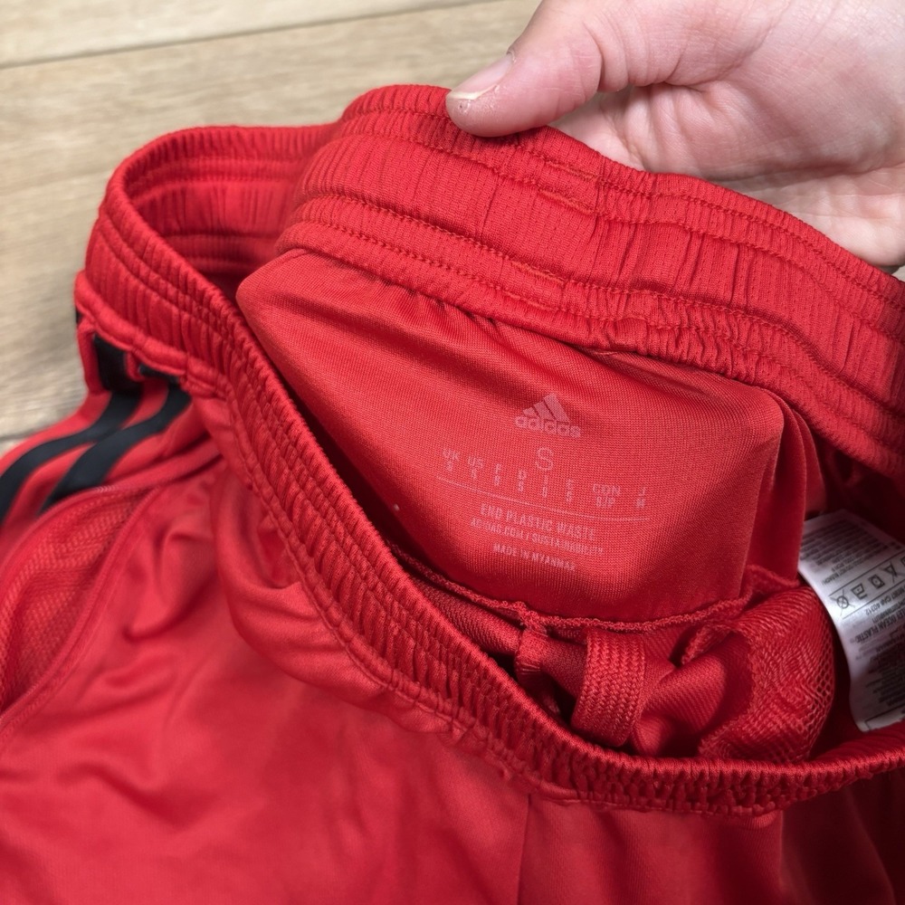 Adidas‎ Shorts Men Small Unlined Red 3 Stripe Athletic Soccer Training Polyester - Picture 6 of 8